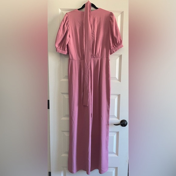 Gal Meets Glam Gabriella Jumpsuit Size 6 in Pink Orchid - Picture 4 of 9